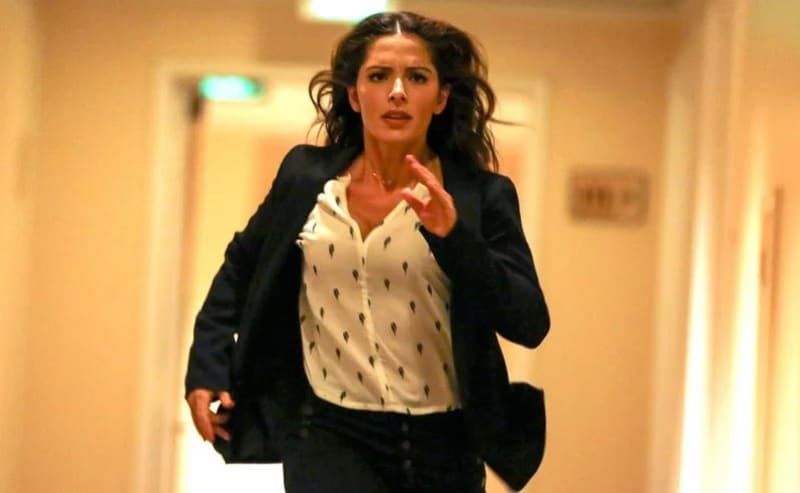 Reverie sezona 2 Sarahh Shahi kao Mara Kint
