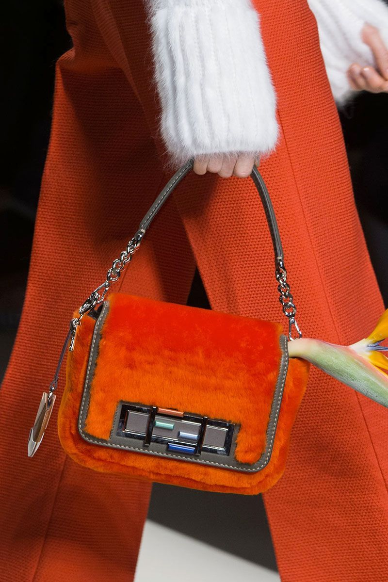 hbz-fw2015-Trends-bags-fur-2-Fendi clp RF15 4891