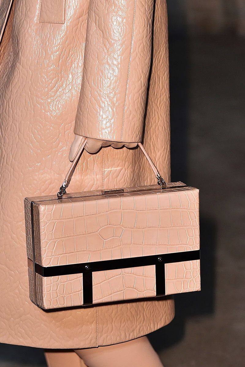 hbz-fw2015-Trends-bags-pastel-4-McQueen clp RF15 2735