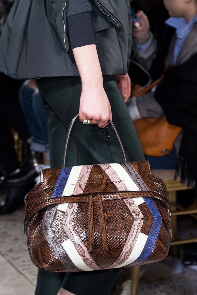 hbz-fw2015-Trends-bags-viper-room-3-Tods clp RF15 1157