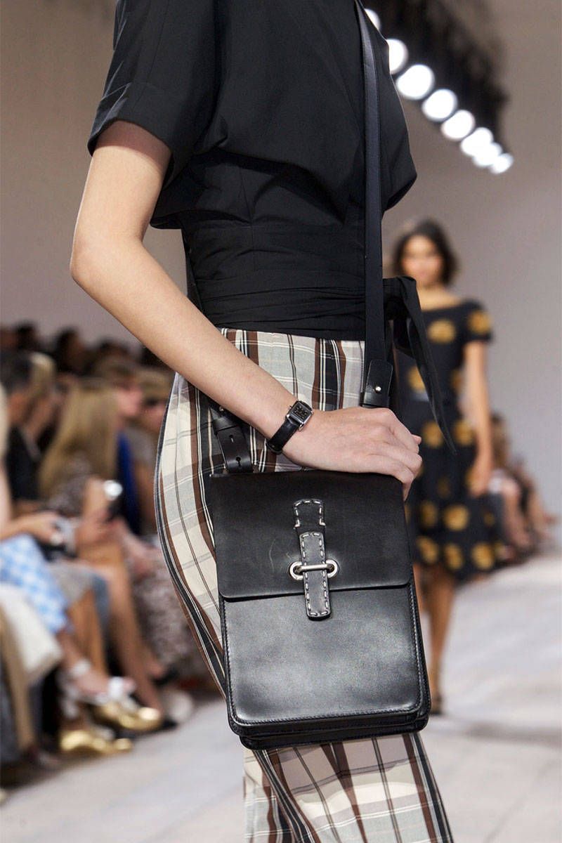 Rame, Tekstil, Ruka, Zglob, Torba, Stil, Ulična moda, Uzorak, Moda, Dodaci za glazbeni instrument,