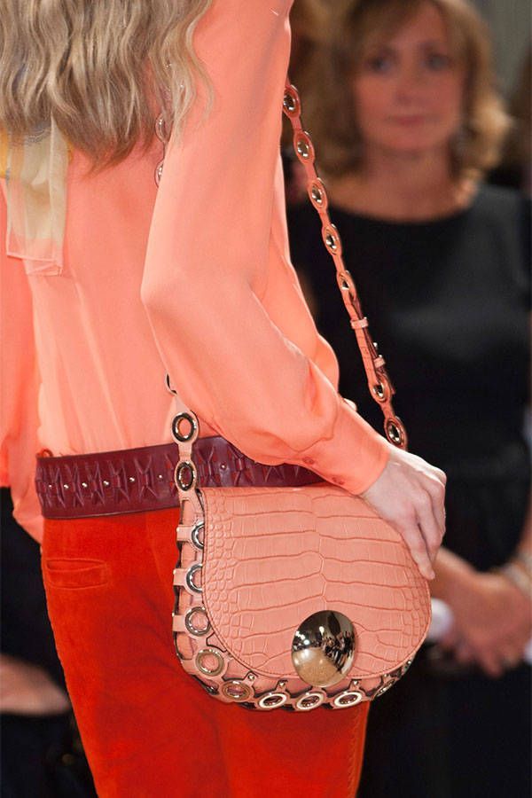 Torba, Stil, Modni dodatak, Struk, Moda, Ulična moda, Prtljaga i torbe, Plava, Prtljažnik, Torba na rame,