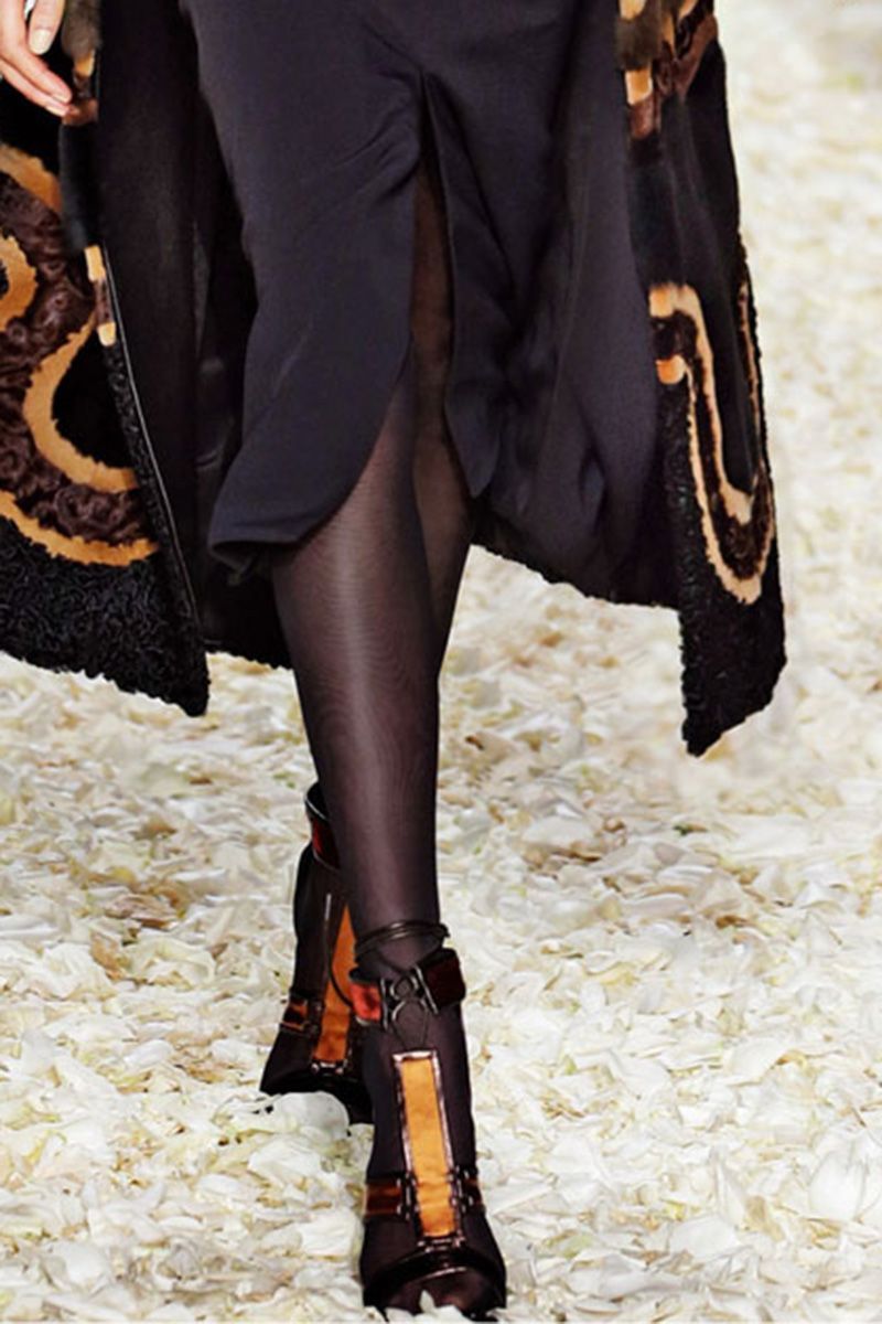 hbz-fw2015-shoe-trend-color-block-2-Tom Ford LA PO RF15 0022