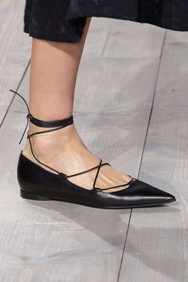 Obuća, Zglob, Ljudska noga, Moda, Tan, Siva, Noga, Bež, Sandala, Modni dizajn,
