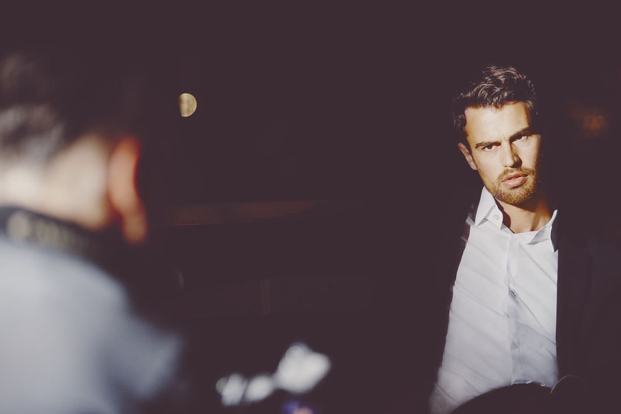Theo James EMBED 1