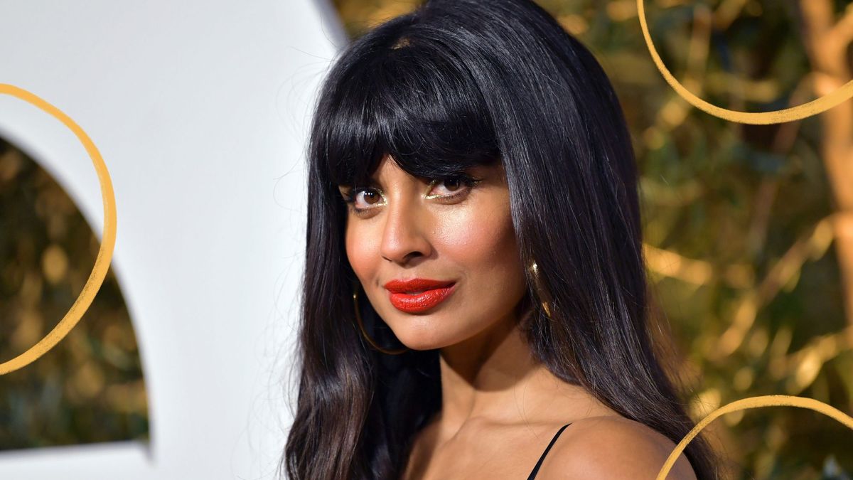 Jameela Jamil sobre por que o amor-próprio não é um dia de spa