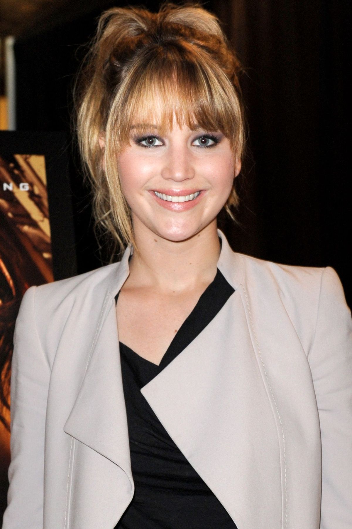 PLANTATION, FL - MARZEC 08: Jennifer Lawrence odwiedza Broward Mall 8 marca 2012 w Plantation na Florydzie. (Zdjęcie: Gustavo Caballero / Getty Images for Allied-THA)