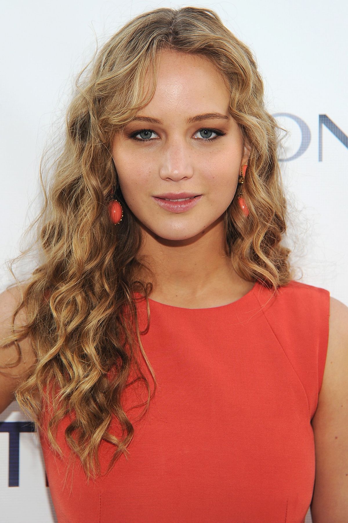 Jennifer Lawrence uczęszcza do fryzjera gwiazd Marka Townsenda