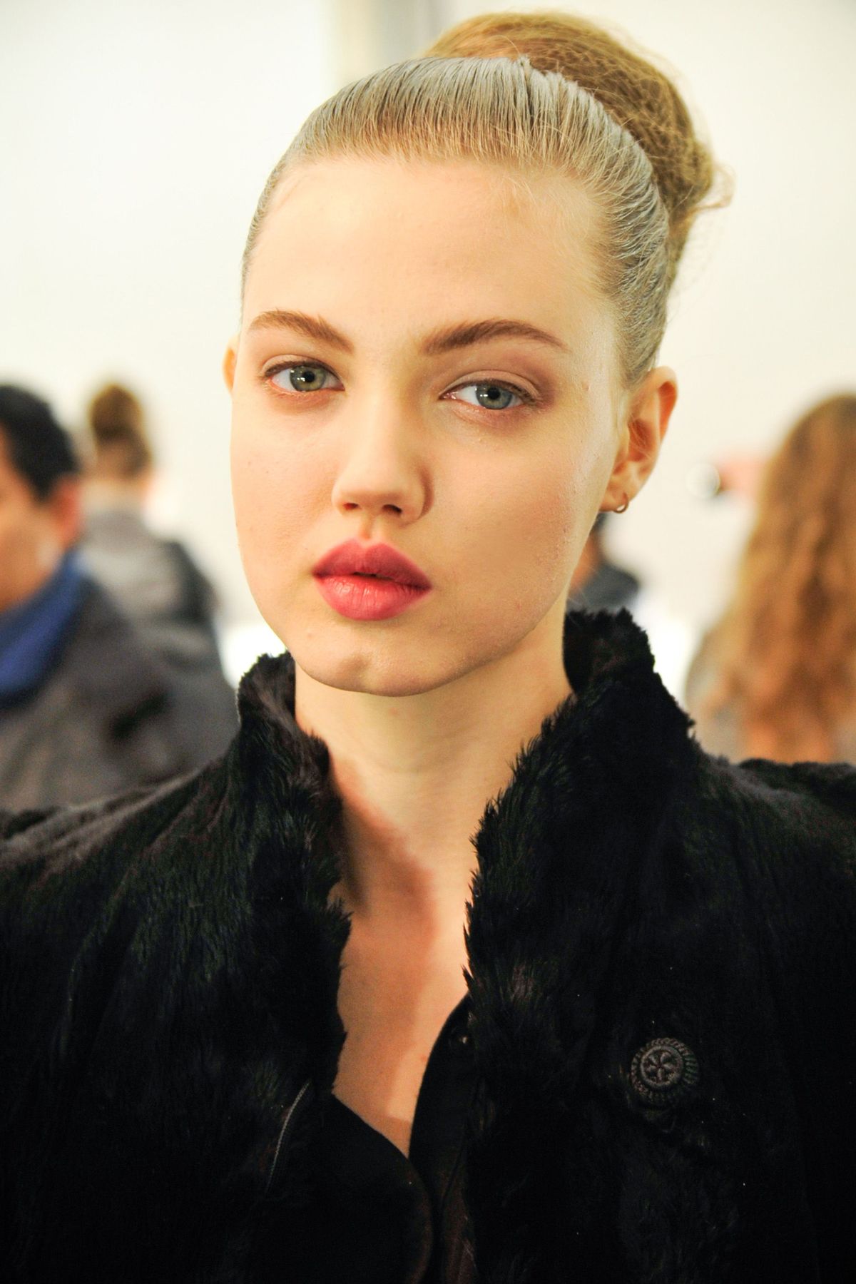 Carolina Herrera AW2014 - Backstage, Lindsey Wixson