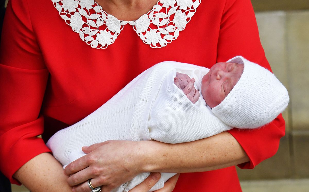 Os nomes do meio do bebê real Príncipe Louis acabaram de ser revelados e são tão significativos