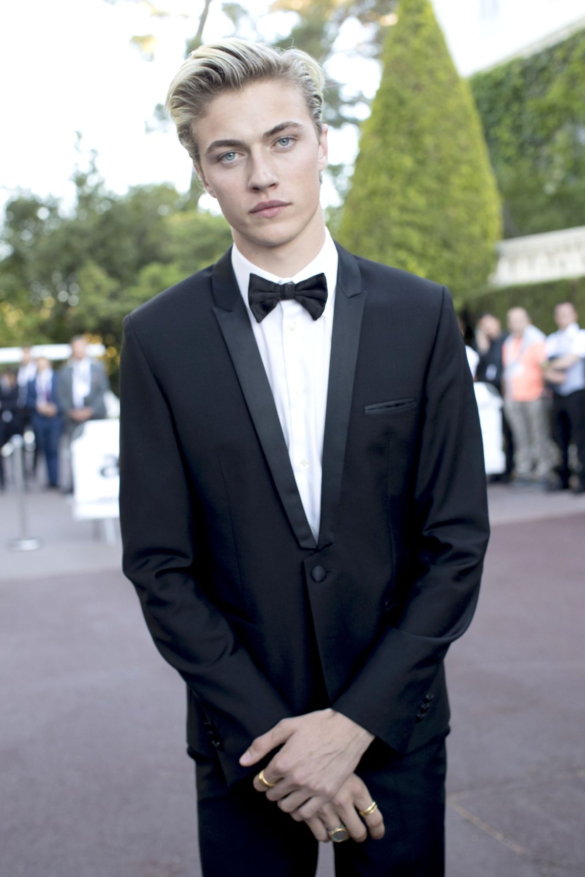 amfAR