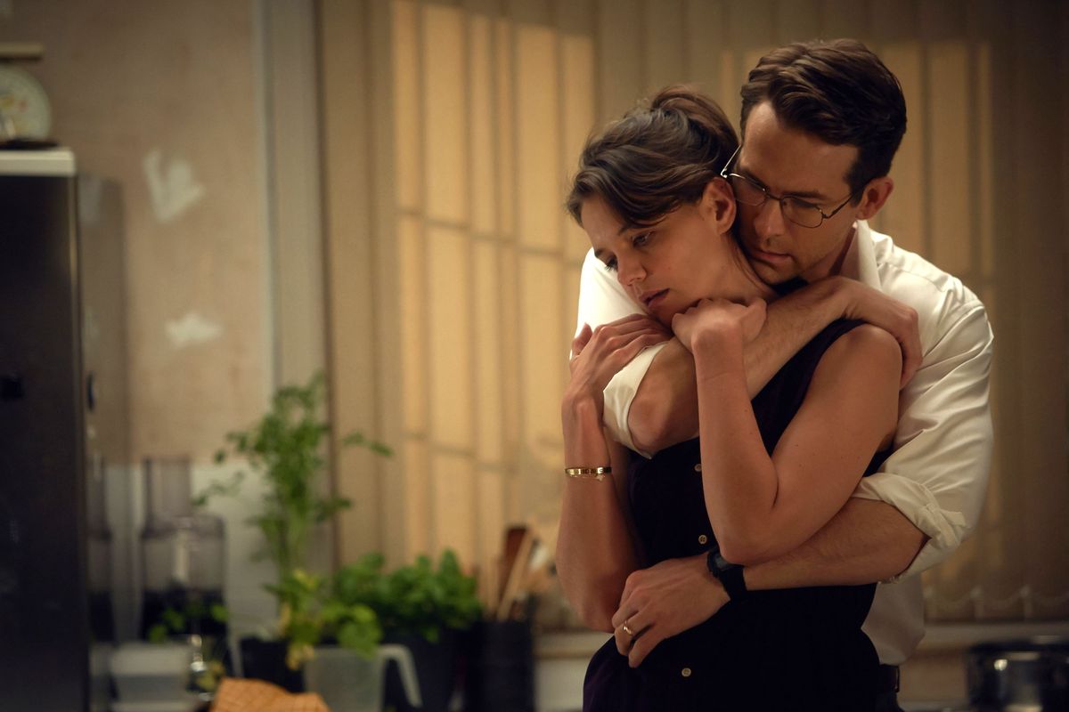 WOMAN IN GOLD, od lewej: Katie Holmes, Ryan Reynolds, 2015. fot: Robert Viglasky / Weinstein