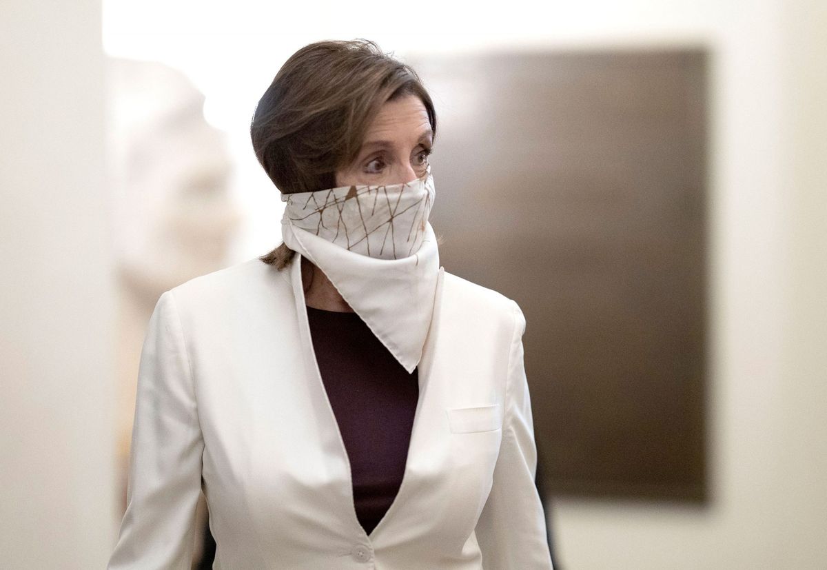 Bufanda a juego Nancy Pelosi
