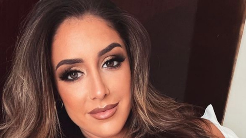 aew star dr britt baker in ig selfie