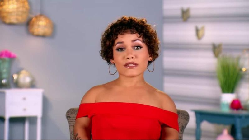 Tanya Scott w konfesjonałach Little Women:Atlanta