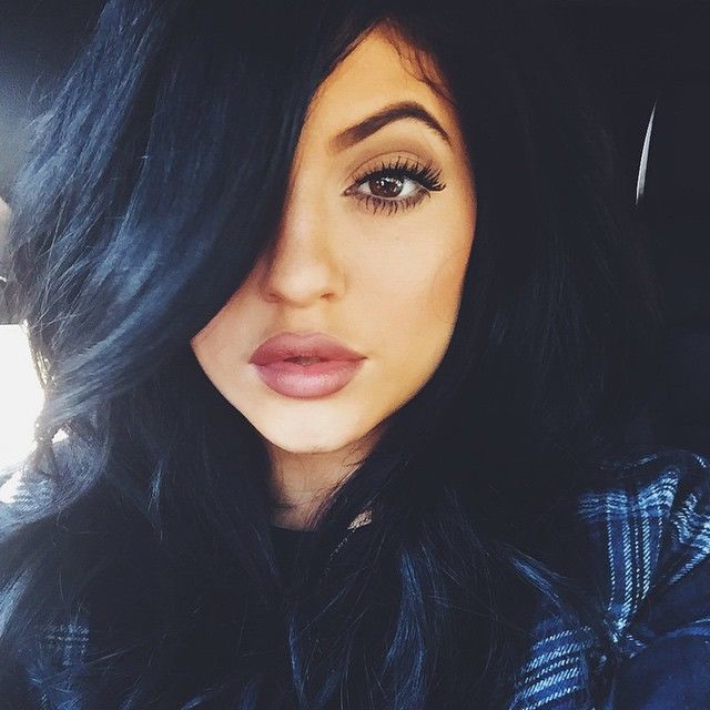 Za to pomanjkanje lepotnih izdelkov lahko krivite Kylie Jenner