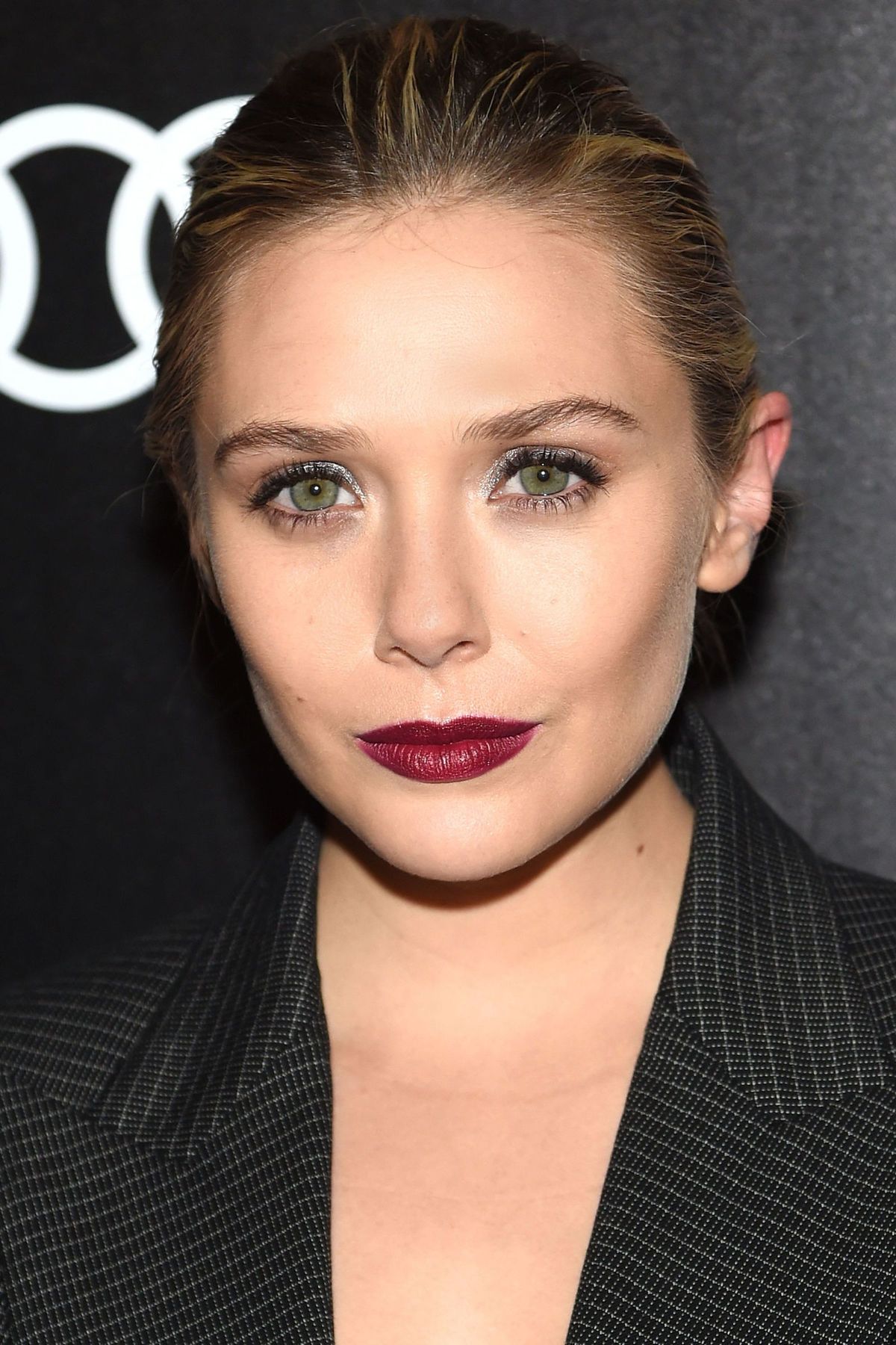 hbz-eliz-olsen-lips