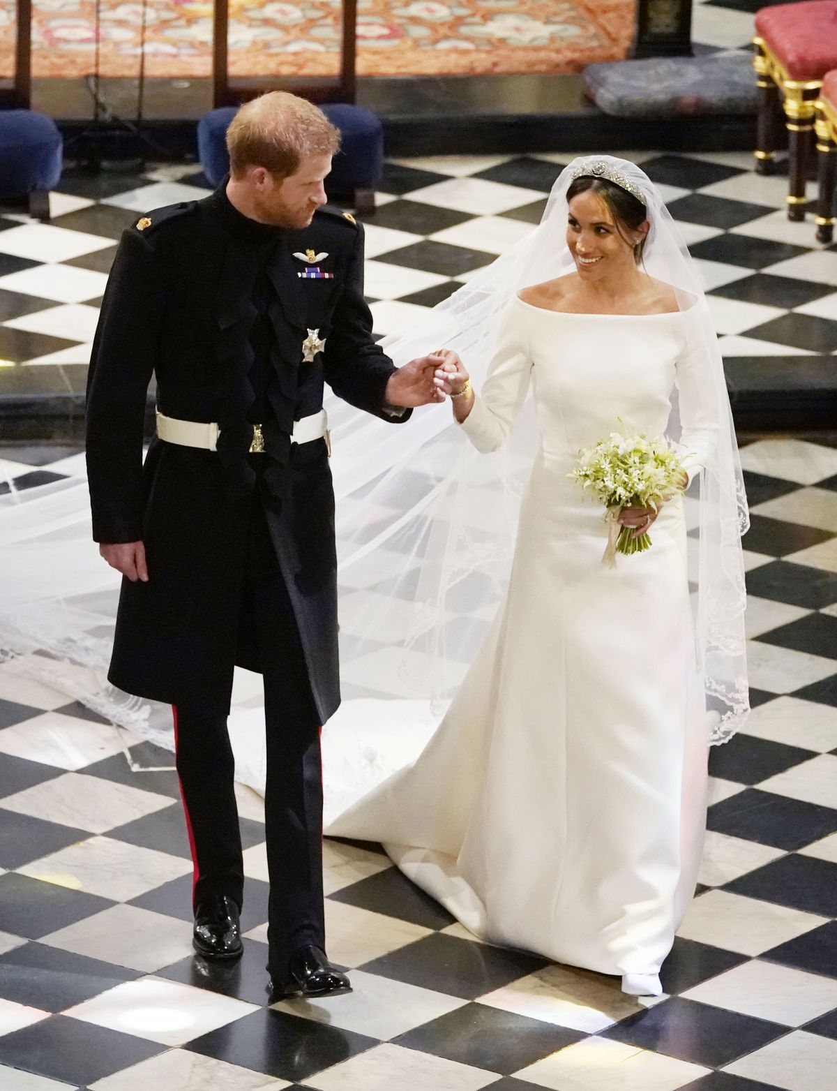 Windsor, Ujedinjeno Kraljevstvo 19. svibnja Prince Harry, vojvoda od Sussexa i vojvotkinja od Sussexa odlaze nakon vjenčanja u kapeli St Georgesa u dvorcu Windsor 19. svibnja 2018. u Windsoru u Engleskoj fotografija Owen Humphries wpa poolgetty images