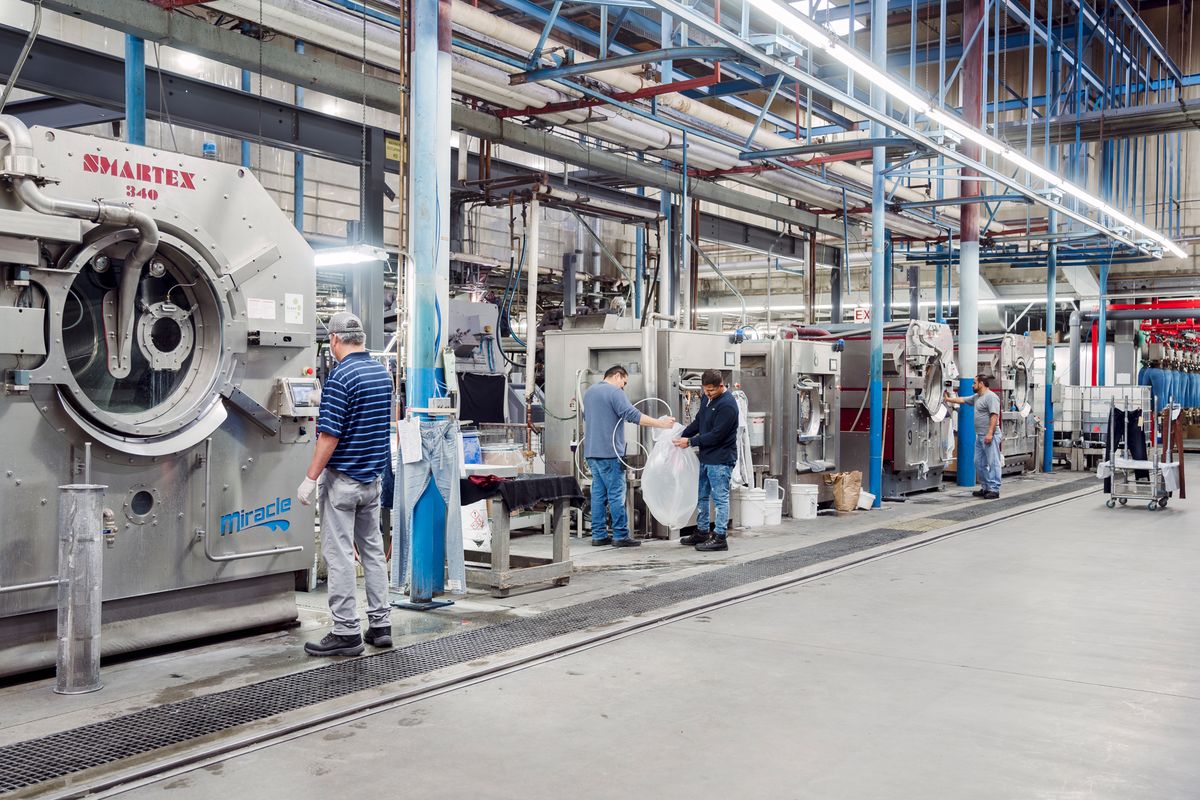 AG Jeans Factory