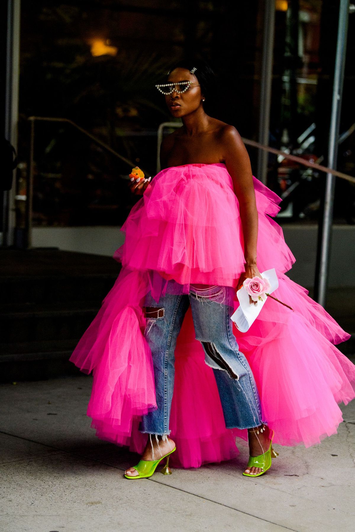 Różowy, Odzież, Moda, Sukienka, Magenta, Ramię, Suknia, Haute couture, Wydarzenie, Wydajność,