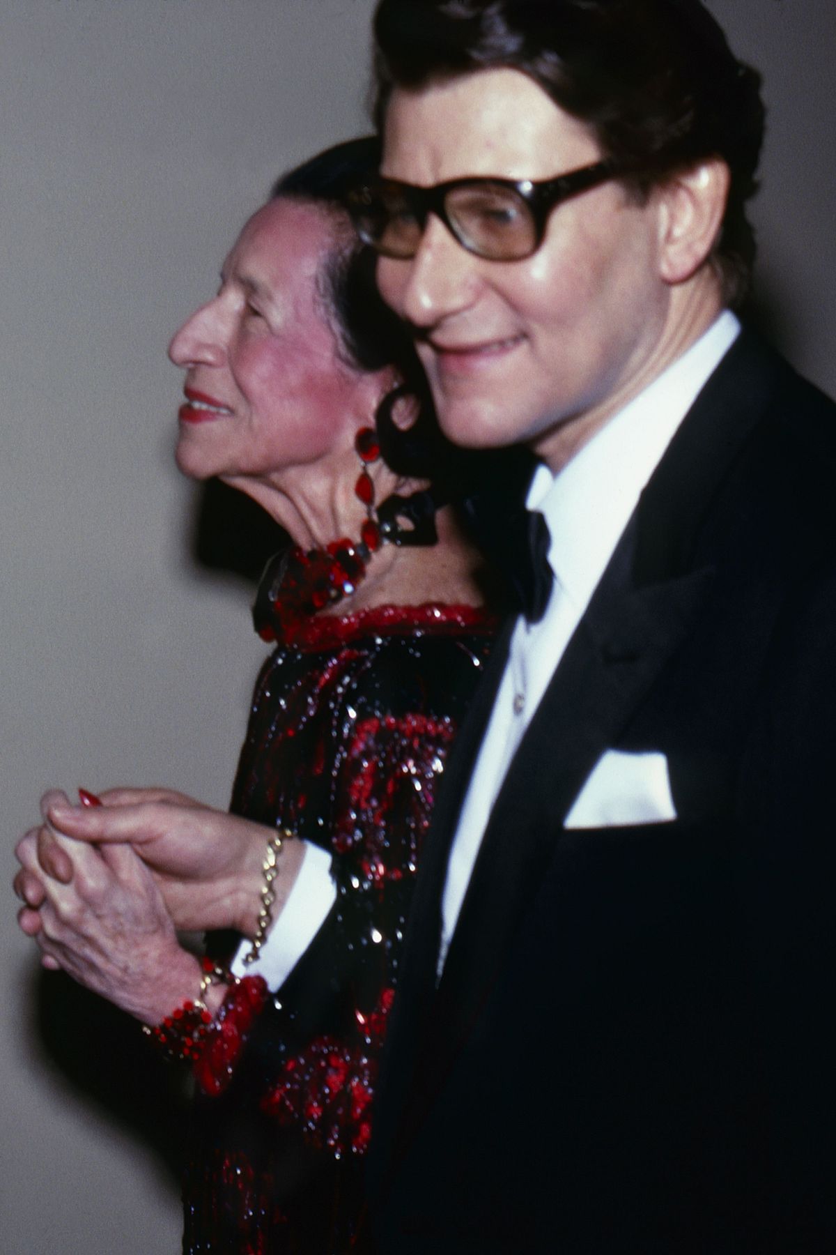 Yves Saint Laurent z Dianą Vreeland na balu Costume Institute