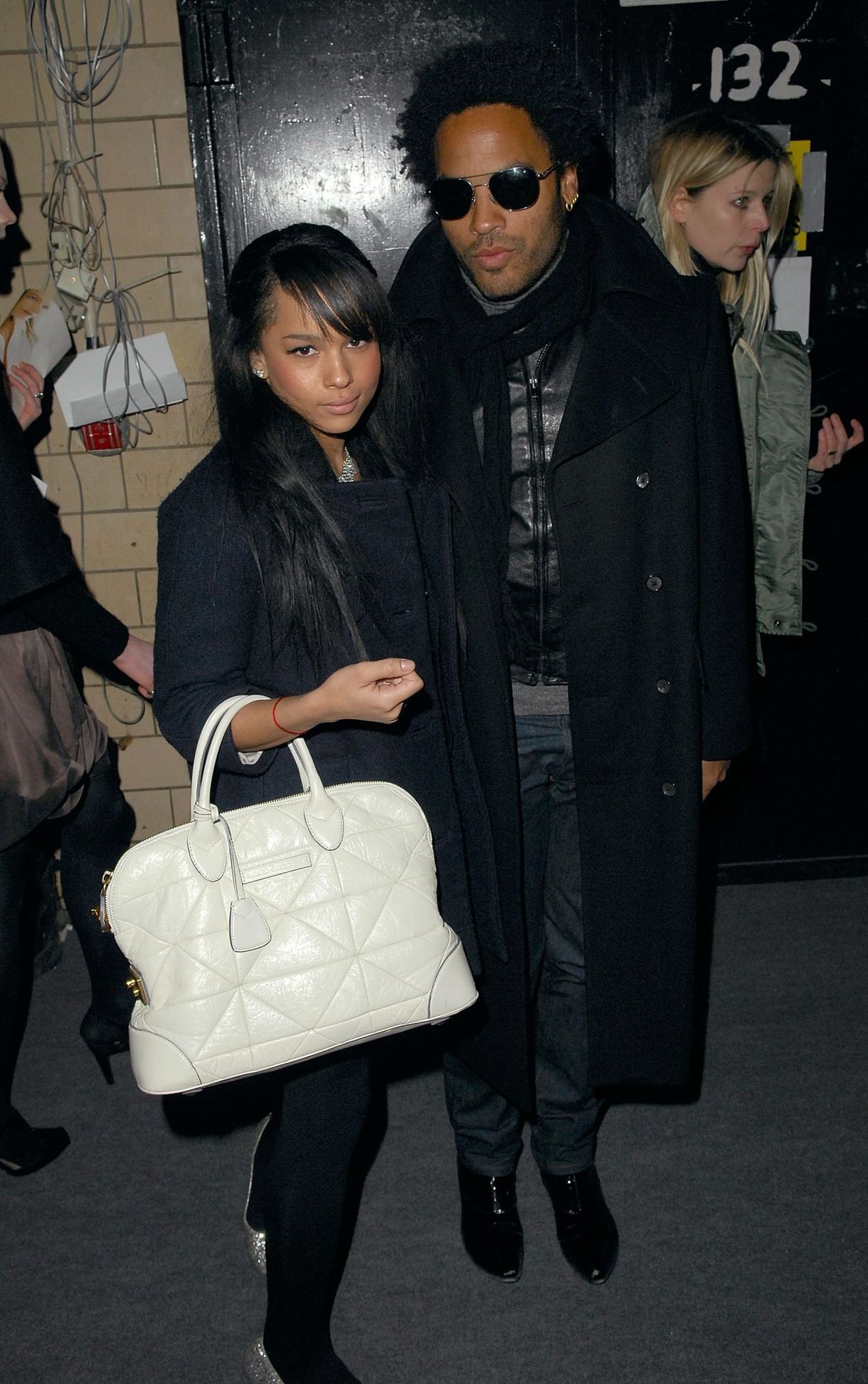 zoe og lenny kravitz far datter antrekk