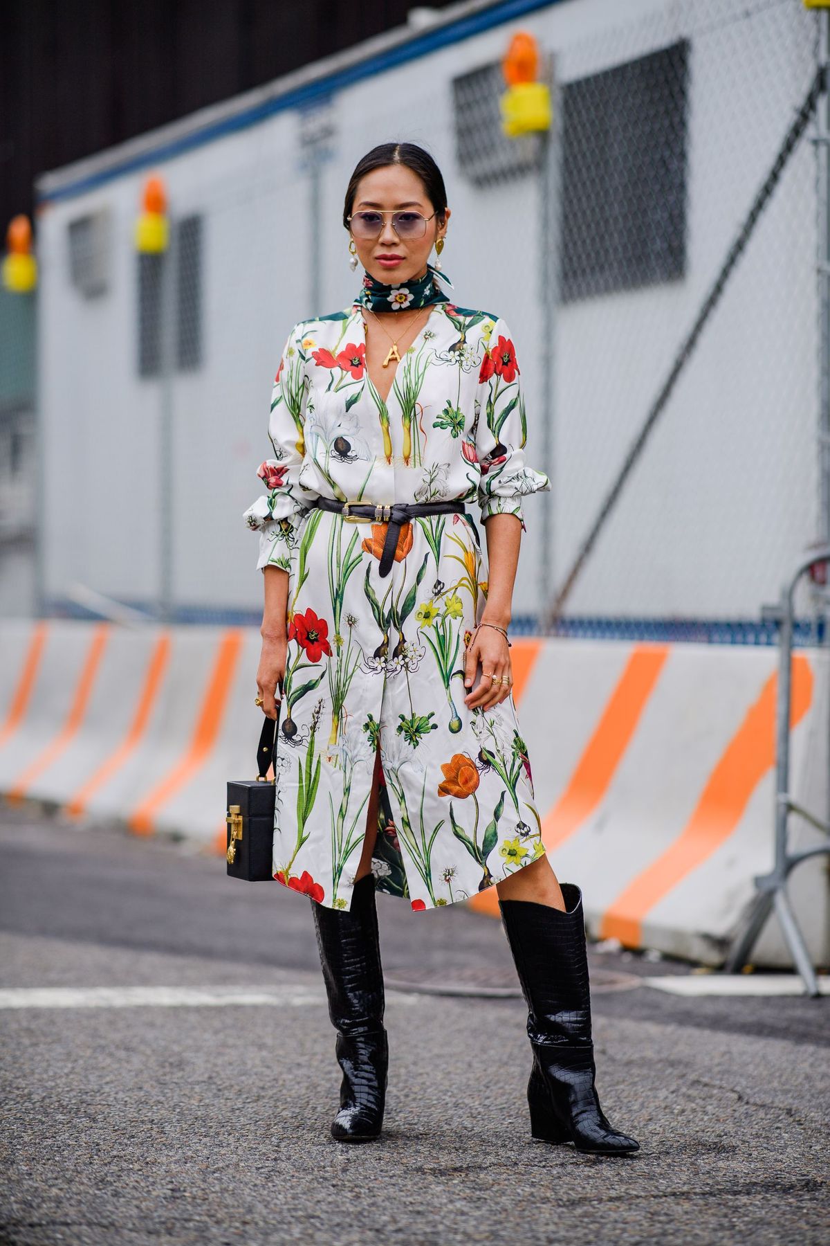 Ulična moda, Moda, Fotografija, Odjeća, Snimka, Modni dizajn, Ljepota, Žuta, Narančasta, Obuća,