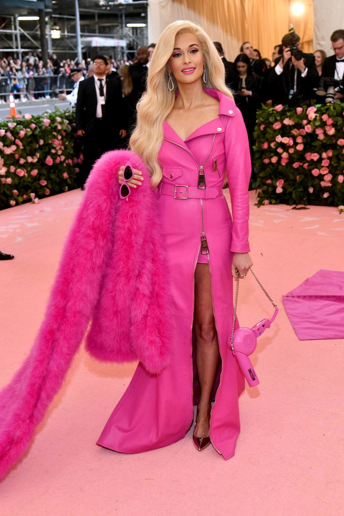 Rosa, Roupas, Tapete vermelho, Tapete, Moda, Pisos, Cabelo comprido, Estilo de cabelo, Casacos, Alta costura,