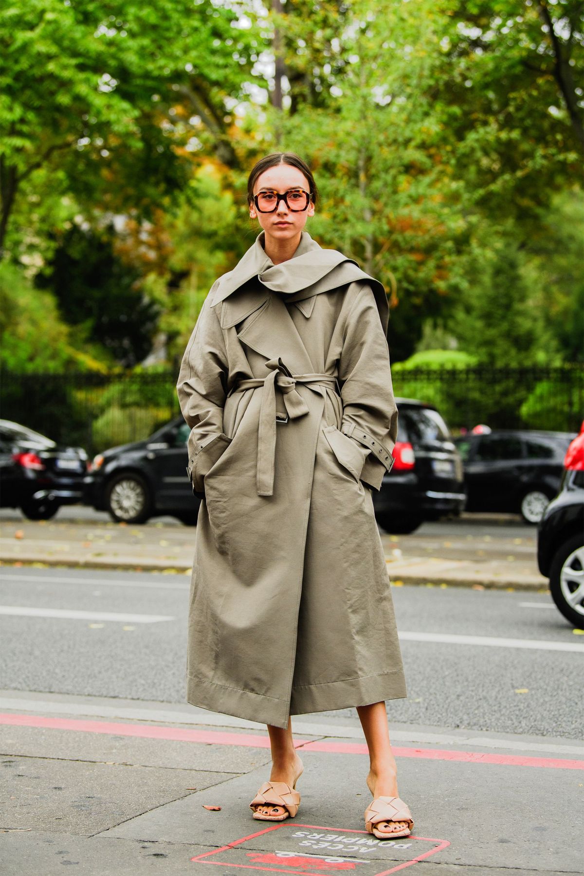 Tøj, Street mode, Trenchcoat, Foto, Frakke, Overtøj, Mode, Snapshot, Overfrakke, Stående,