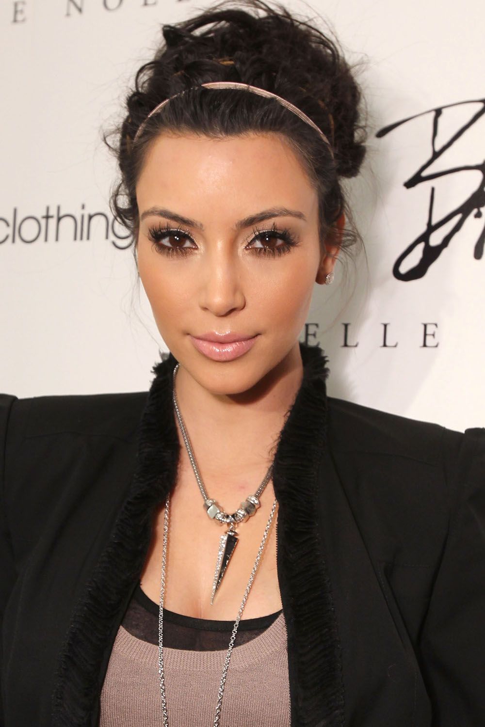 WEST HOLLYWOOD, CA - 3. VELJAČE: Kim Kardashian na svom službenom događaju o pokretanju nakita