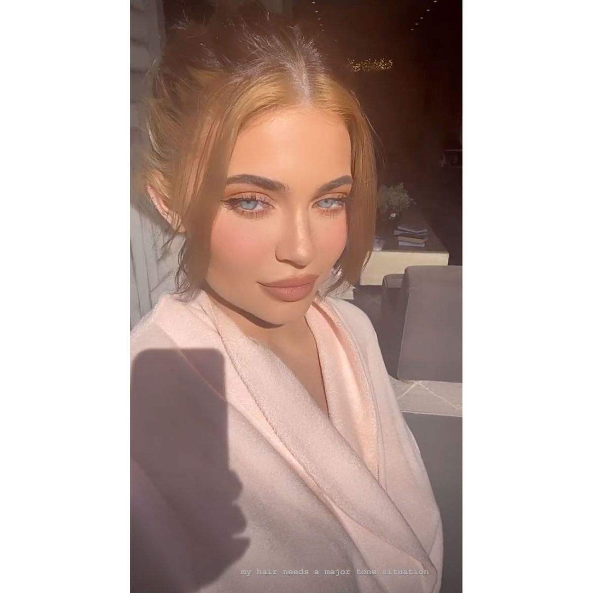 Todos, incluida Kylie Jenner, tienen problemas con el cabello cobrizo: aquí le mostramos cómo solucionarlos