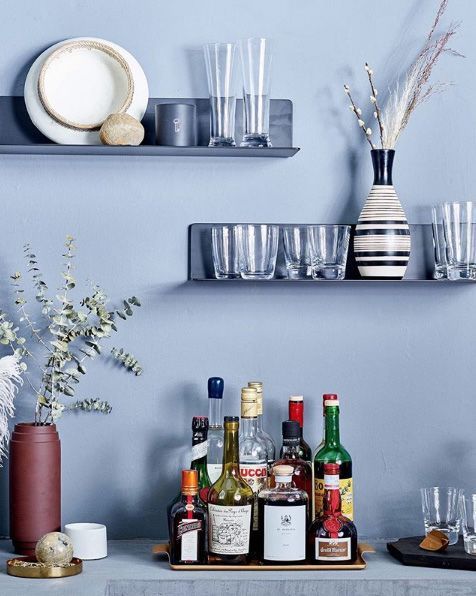 Regal, Likör, Möbel, Zimmer, Regale, Tisch, Glasflasche, Getränk, destilliertes Getränk, Flasche,