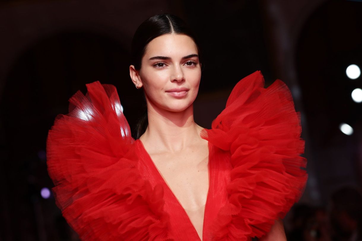 Het nieuwste enorme geheim van Kendall Jenner is eigenlijk NBD