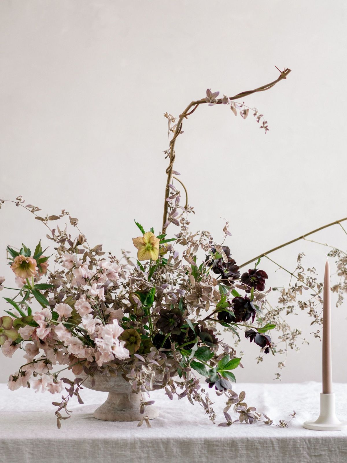 Ikebana, biały, kwiat, kwiatowy wzór, gałąź, florystyka, roślina, gałązka, układanie kwiatów, doniczka,