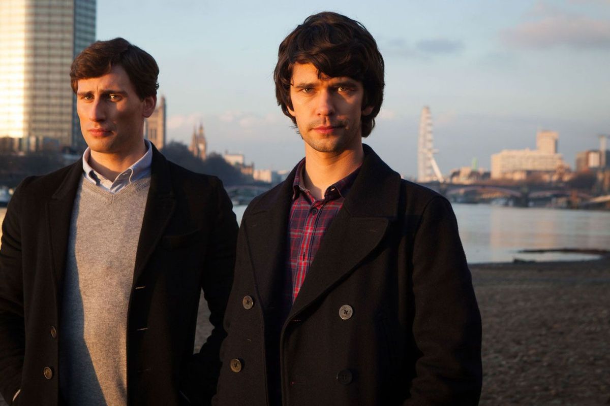Ben Whishaw i Edward Holcroft iz Londonskog špijuna.