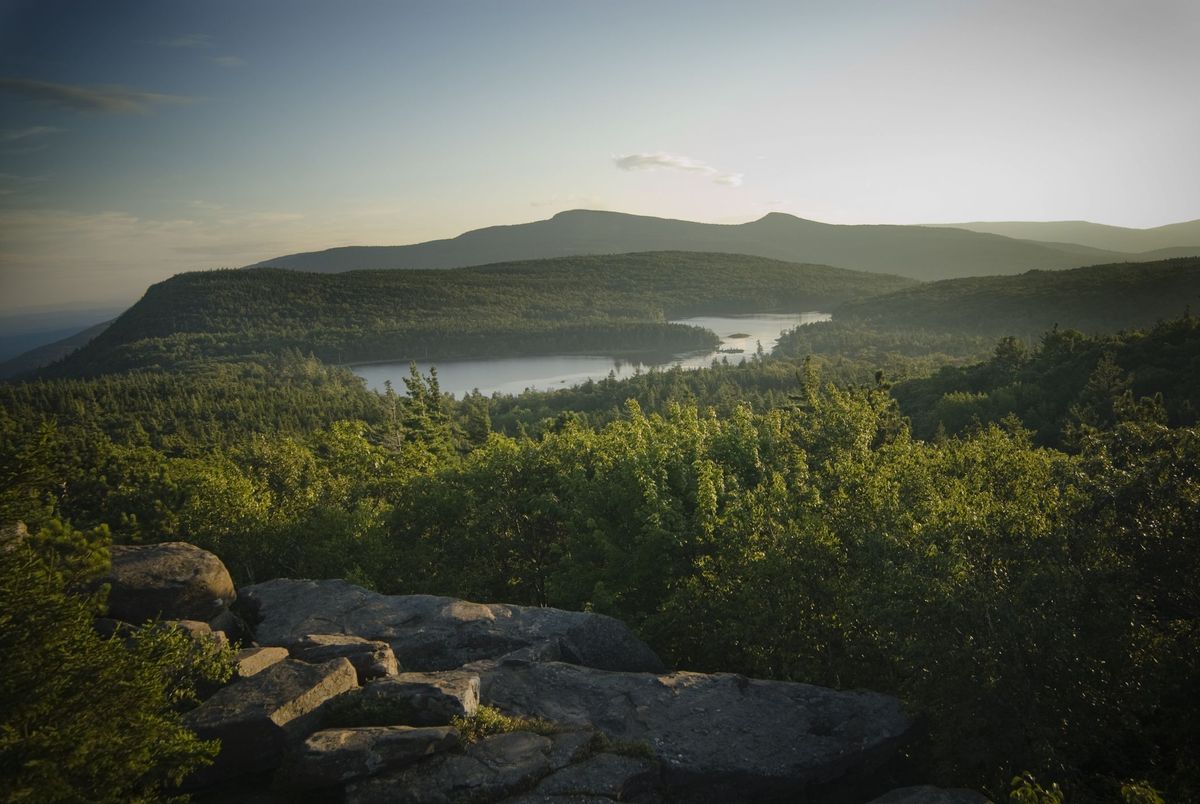 Natura, Krajobraz naturalny, Niebo, Wyżyny, Formy terenu górzystego, Pustkowie, Góra, Zjawisko atmosferyczne, Roślinność, Wzgórze,