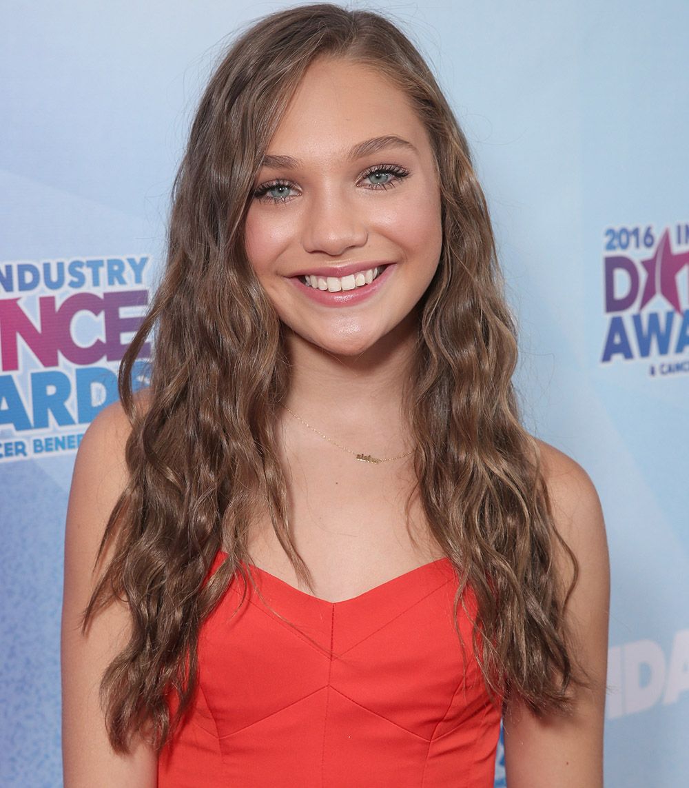 Žiūrėkite Maddie Ziegler šokį pagal naują vasaros dainą