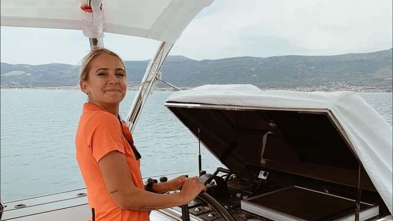 Sydney Zaruba afslører, hvorfor Below Deck Sailing Yacht sæson 2 er 'ulig alle andre'