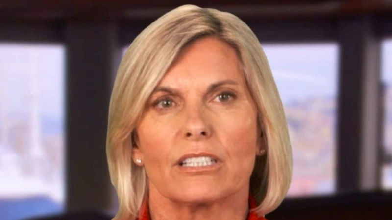   Capitão Sandy Yawn no Below Deck Med, temporada 9