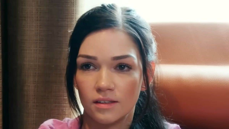 Snimka zaslona zvijezde serije 90 Day Fiance, Amande Wilhelm