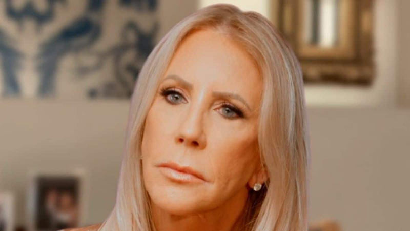 Vicki Gunvalson zerrt Alexis Bellino nach der Verlobung und schlägt Tamra Judge wegen Streit um die Freundschaft zurück