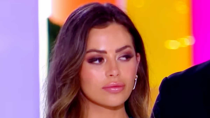  Nicole Jacky auf Love Island USA.