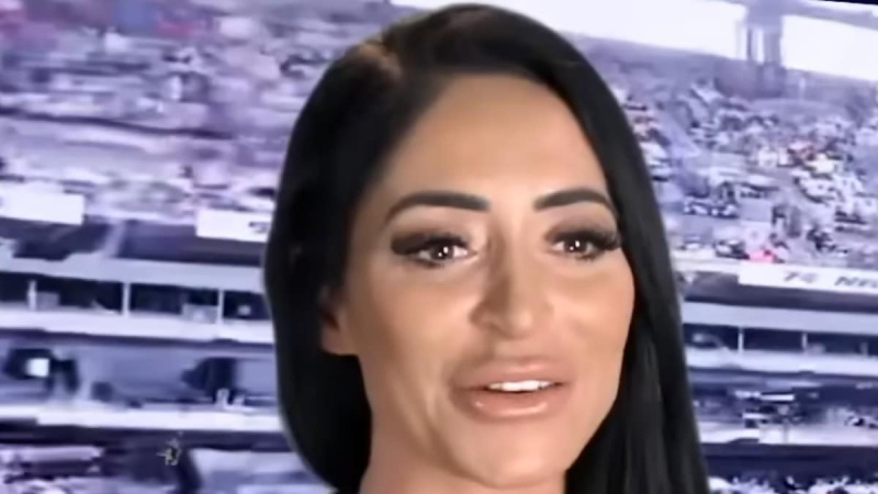 angelina pivarnick slika lica iz ispovjednog intervjua u jersey shore obiteljski odmor sezona 7 epizoda