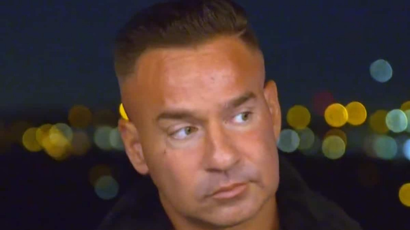 يُثير فيلم Jersey Shore قتالًا 'جسديًا' في Family Vacation يضم مايك سورينتينو وزملائه