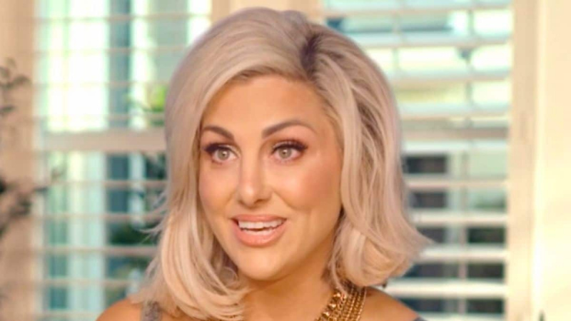   Captura de tela da estrela do RHOC, Gina Kirschenheiter