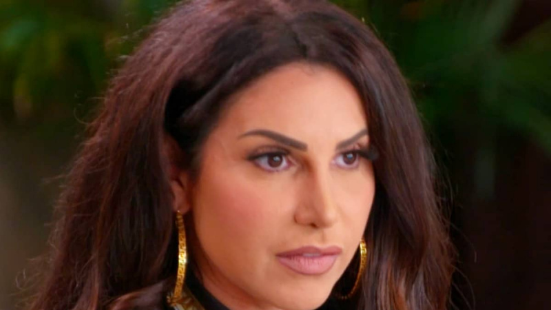 Jennifer Aydin beschreibt ausführlich das Gespräch mit Andy Cohen über ihre Zukunft bei RHONJ