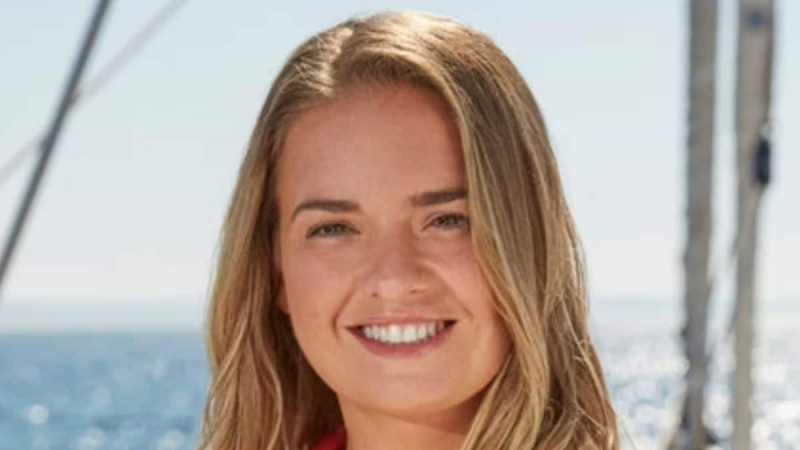 Glumačka fotografija jedrilice ispod palube Daisy Kelliher