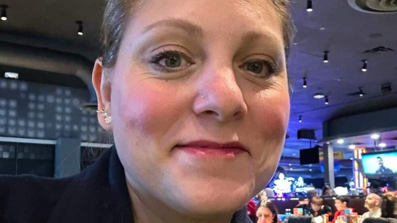 90 Day Fance alun Anna Campisi debuterar drastisk makeover: 'Du ser så mycket yngre ut!'