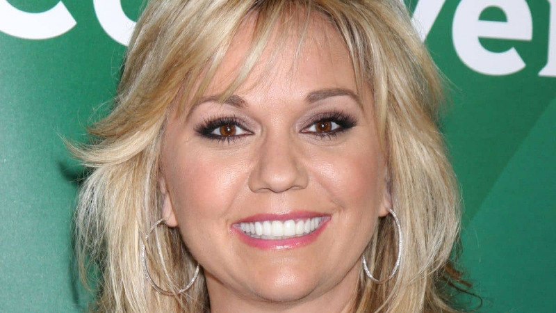 Julie Chrisley detalha 'momentos traumáticos' atrás das grades em cartas para Savannah Chrisley