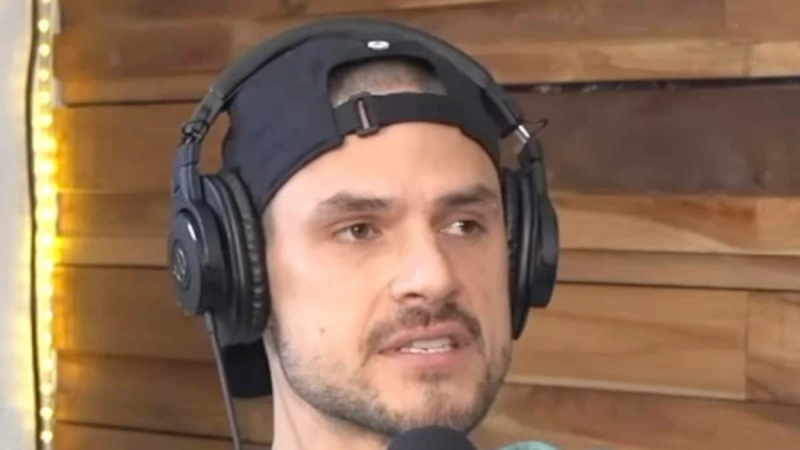   Zach Nichols Face Shot do Zach Nichols Podcast no YouTube